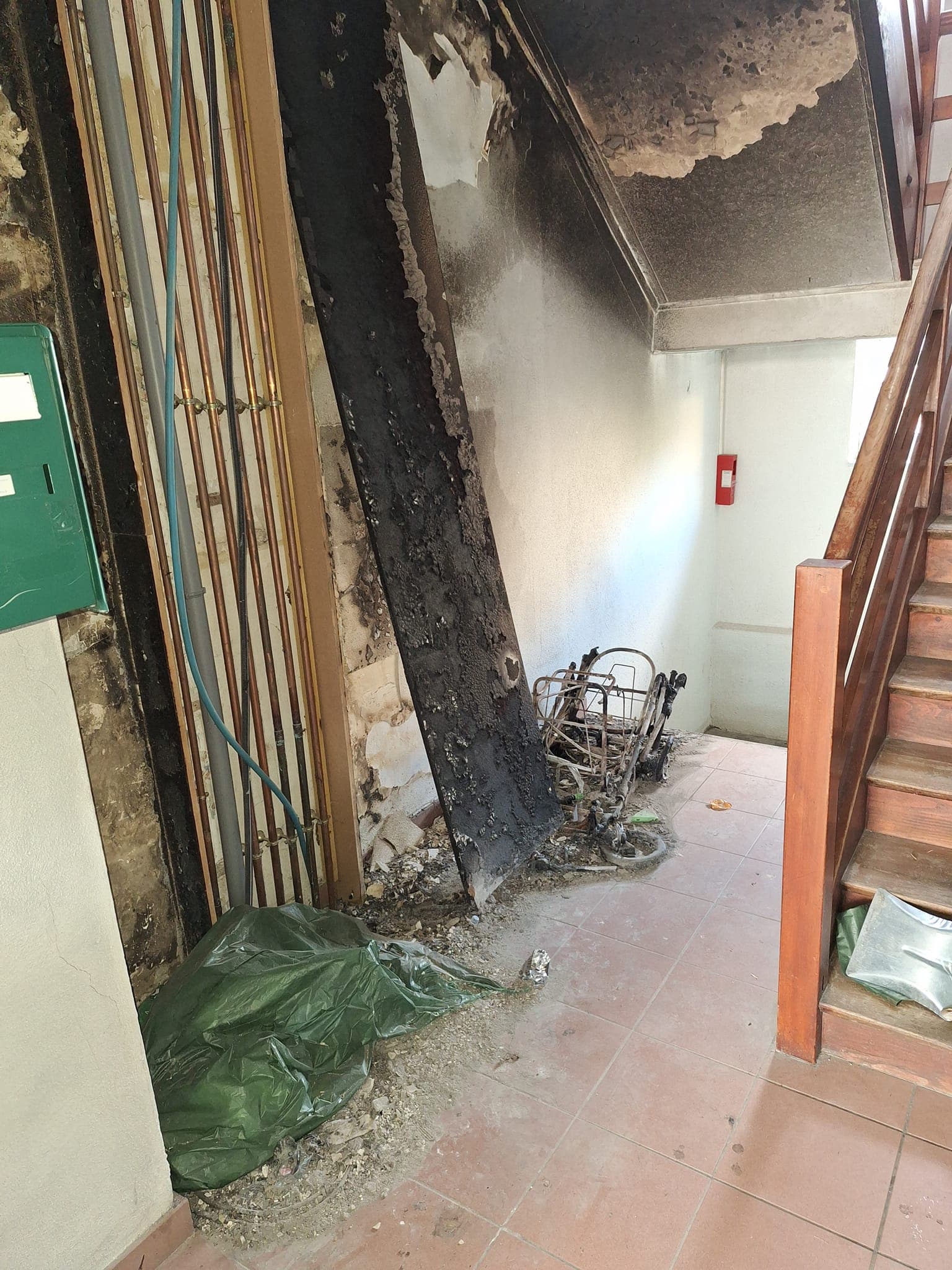 Avant — Après incendie